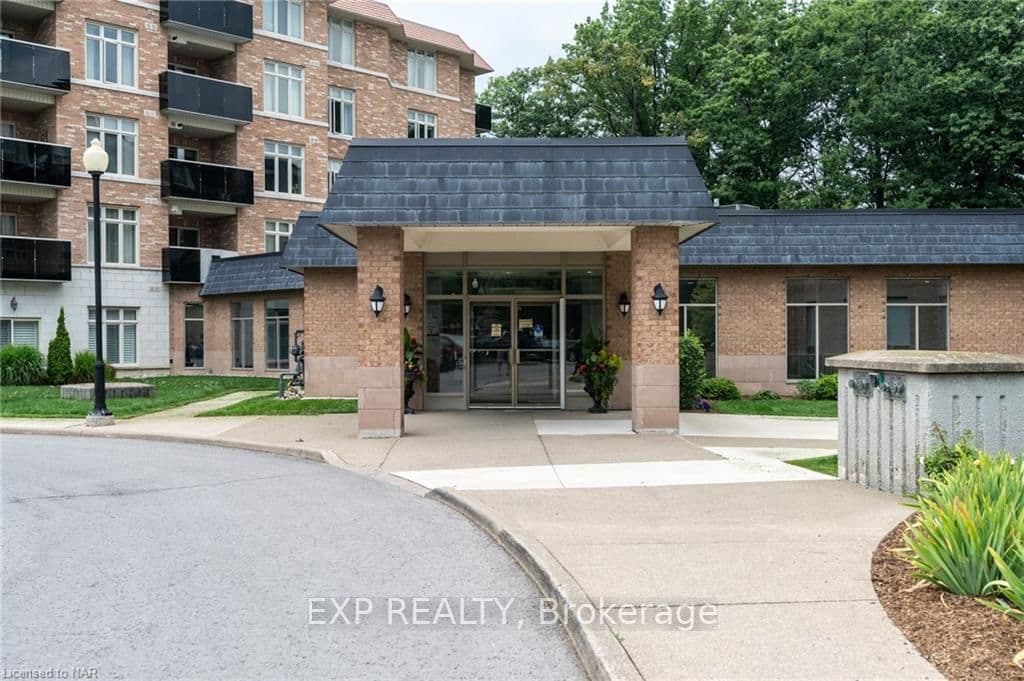 8111 FOREST GLEN Drive Unit 528 photo 3