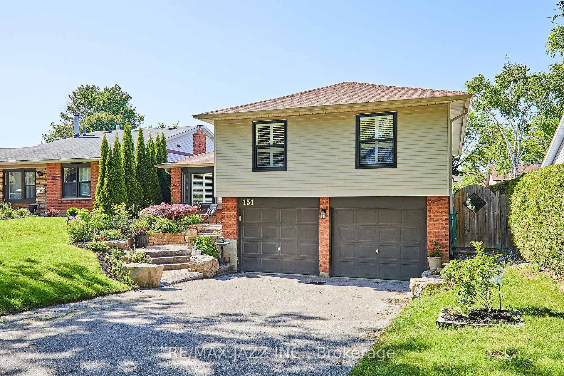 151 Guthrie Crescent photo 30