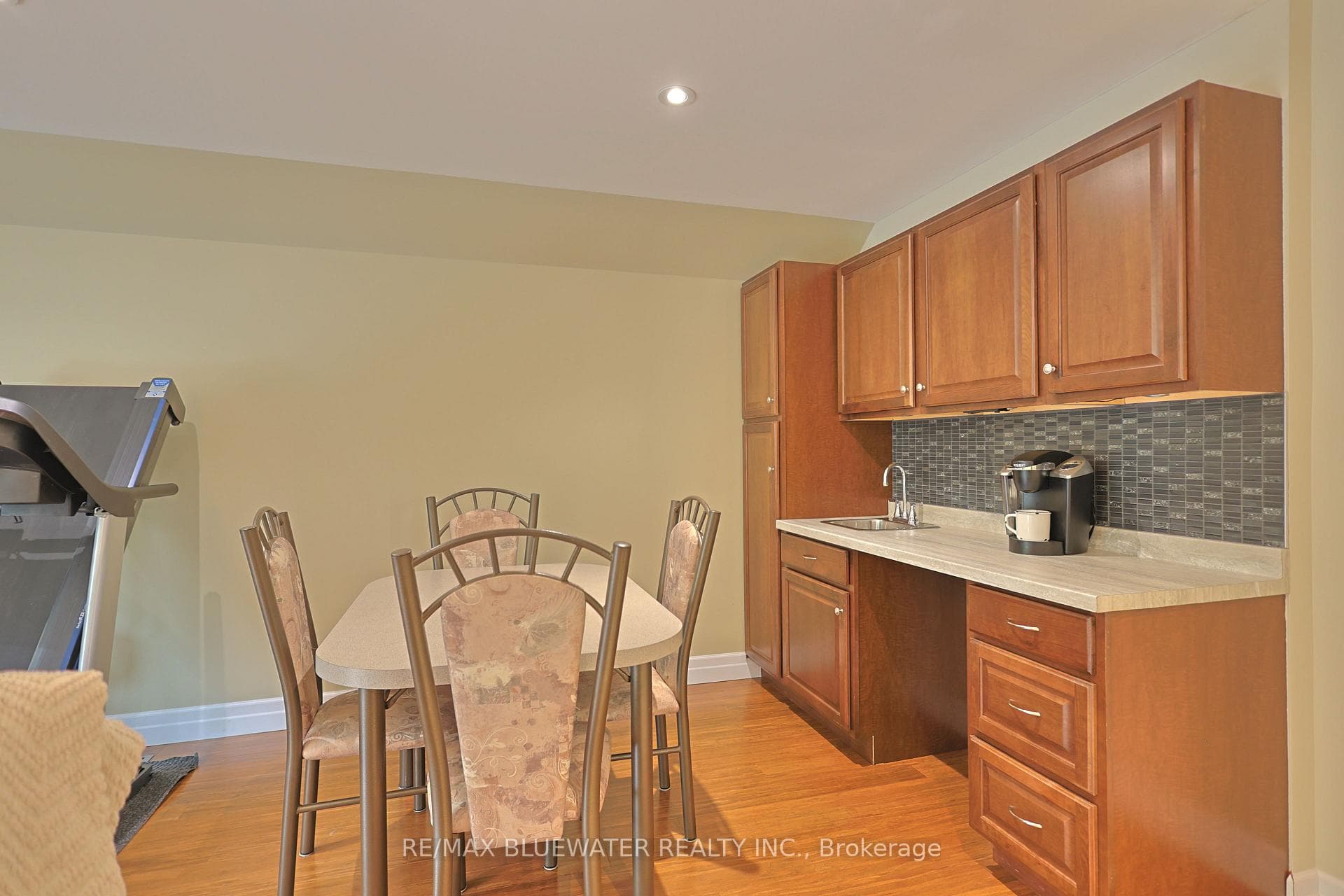6436 Robert Avenue photo 45