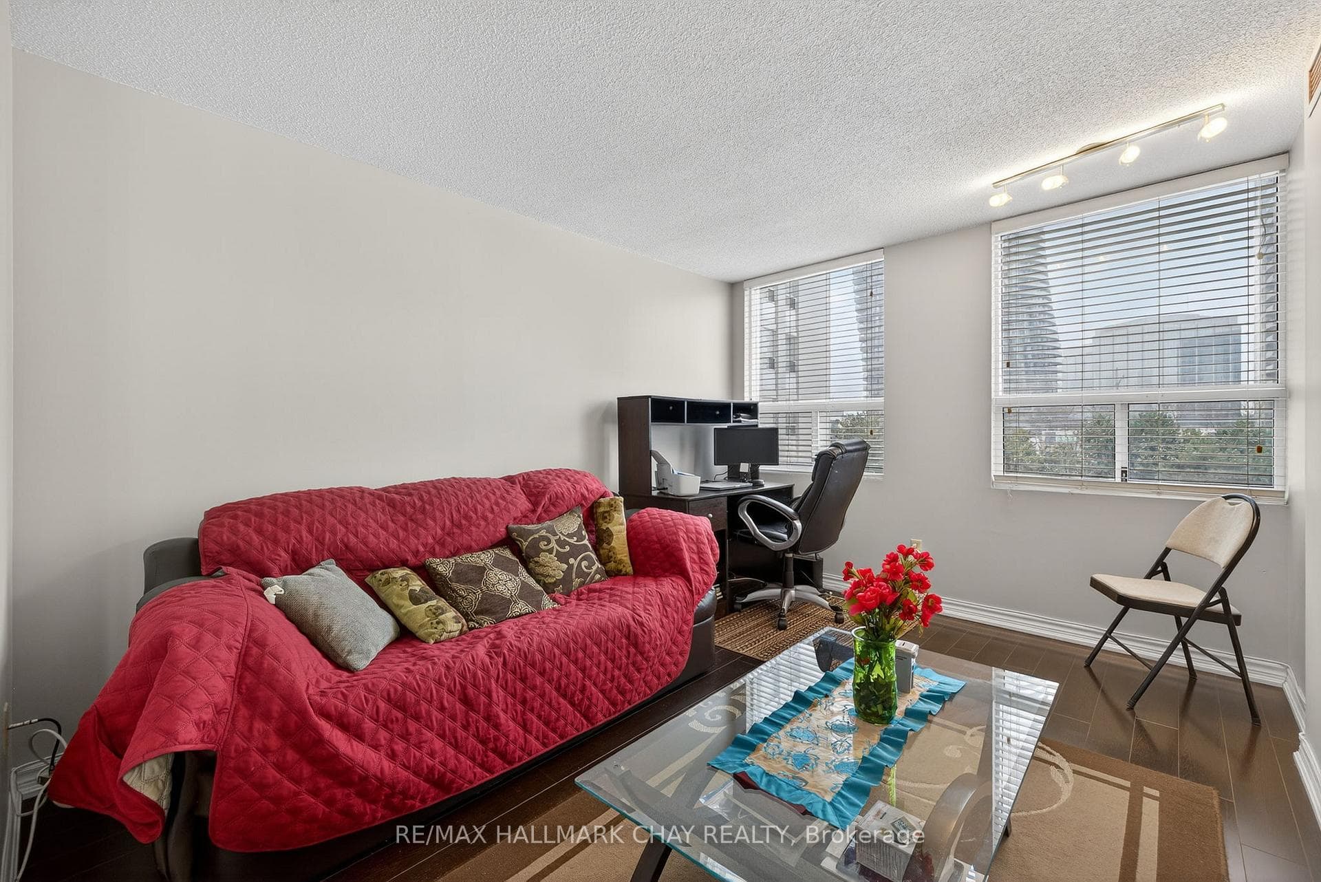 3650 Kaneff Crescent Unit 501 photo 25
