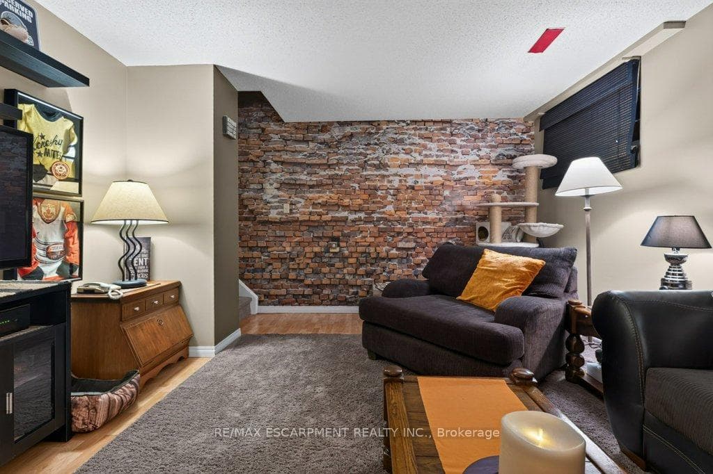 55 Kerman Avenue Unit 55 photo 38