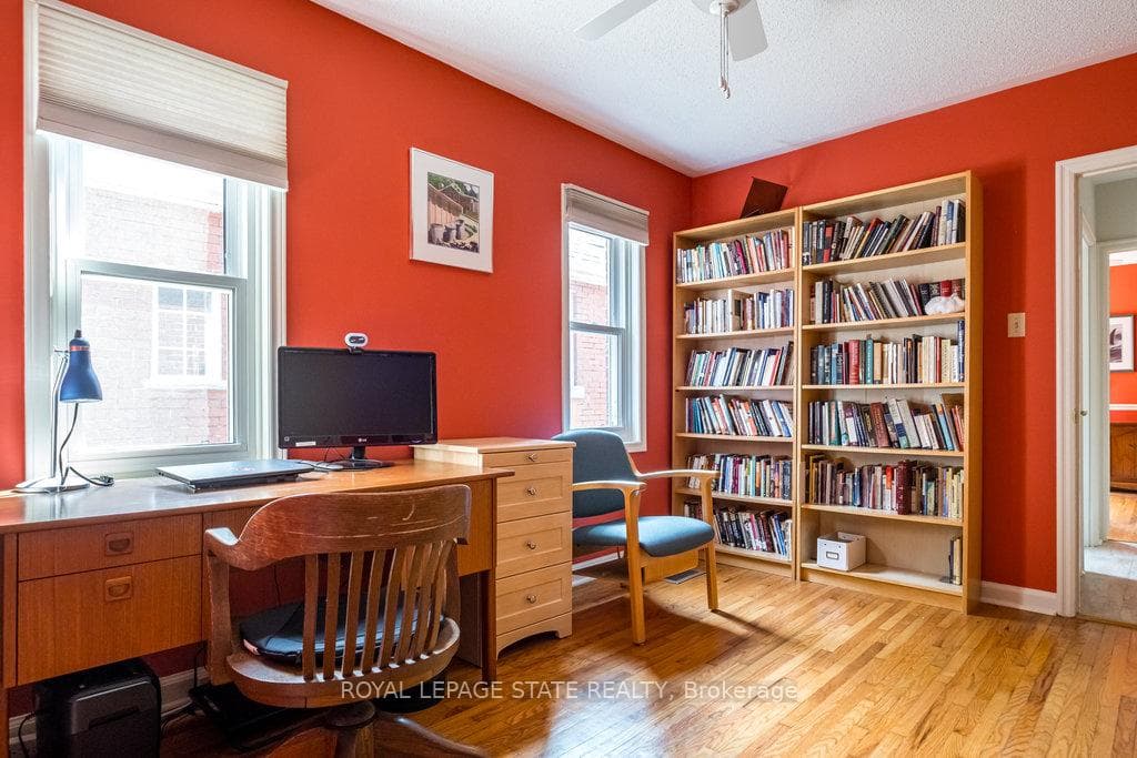 170 Parkview Drive photo 13