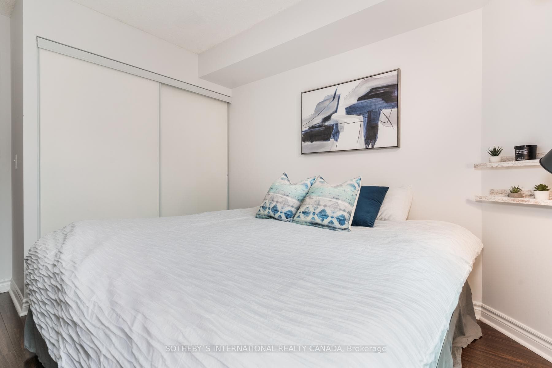 11 Michael Power Place Unit 701 photo 16