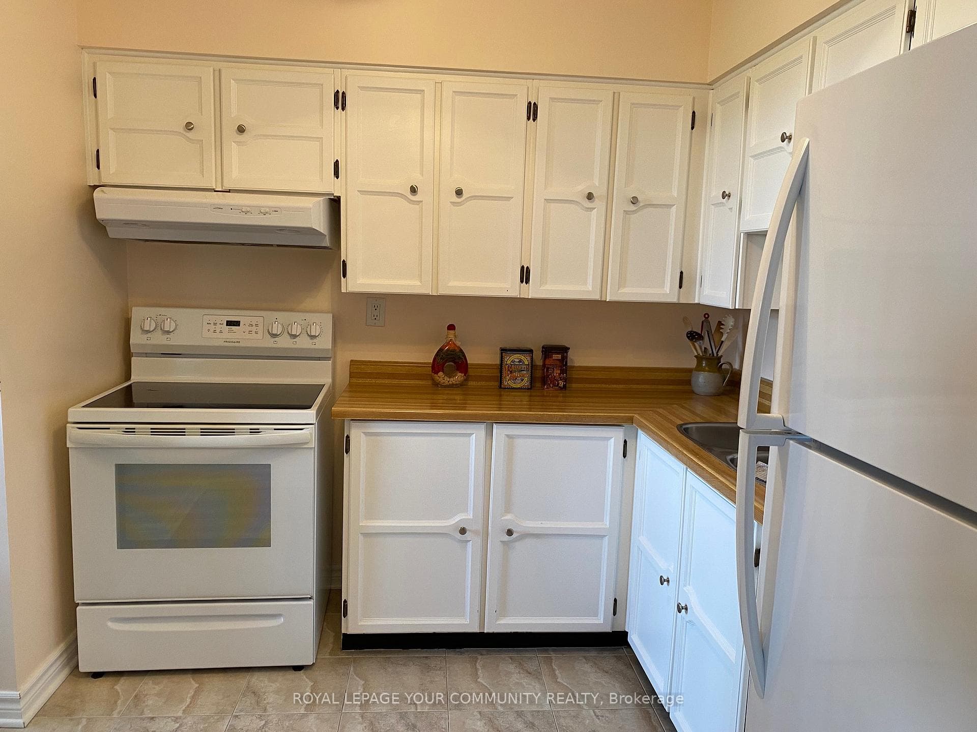 40 William Roe Boulevard Unit 603 photo 7