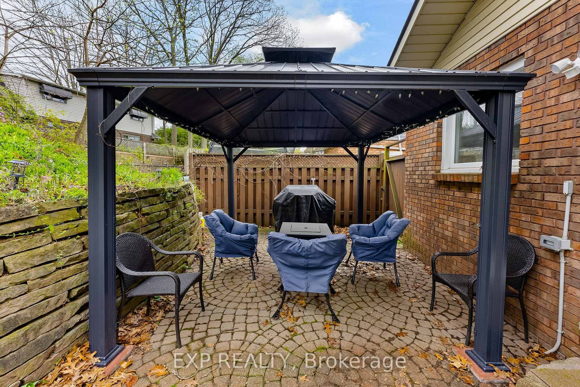 23 Berkwood Place photo 29