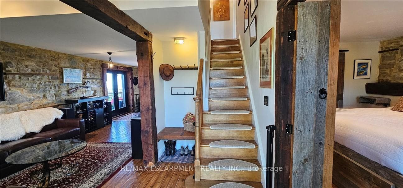 665 RIDGE Road photo 20