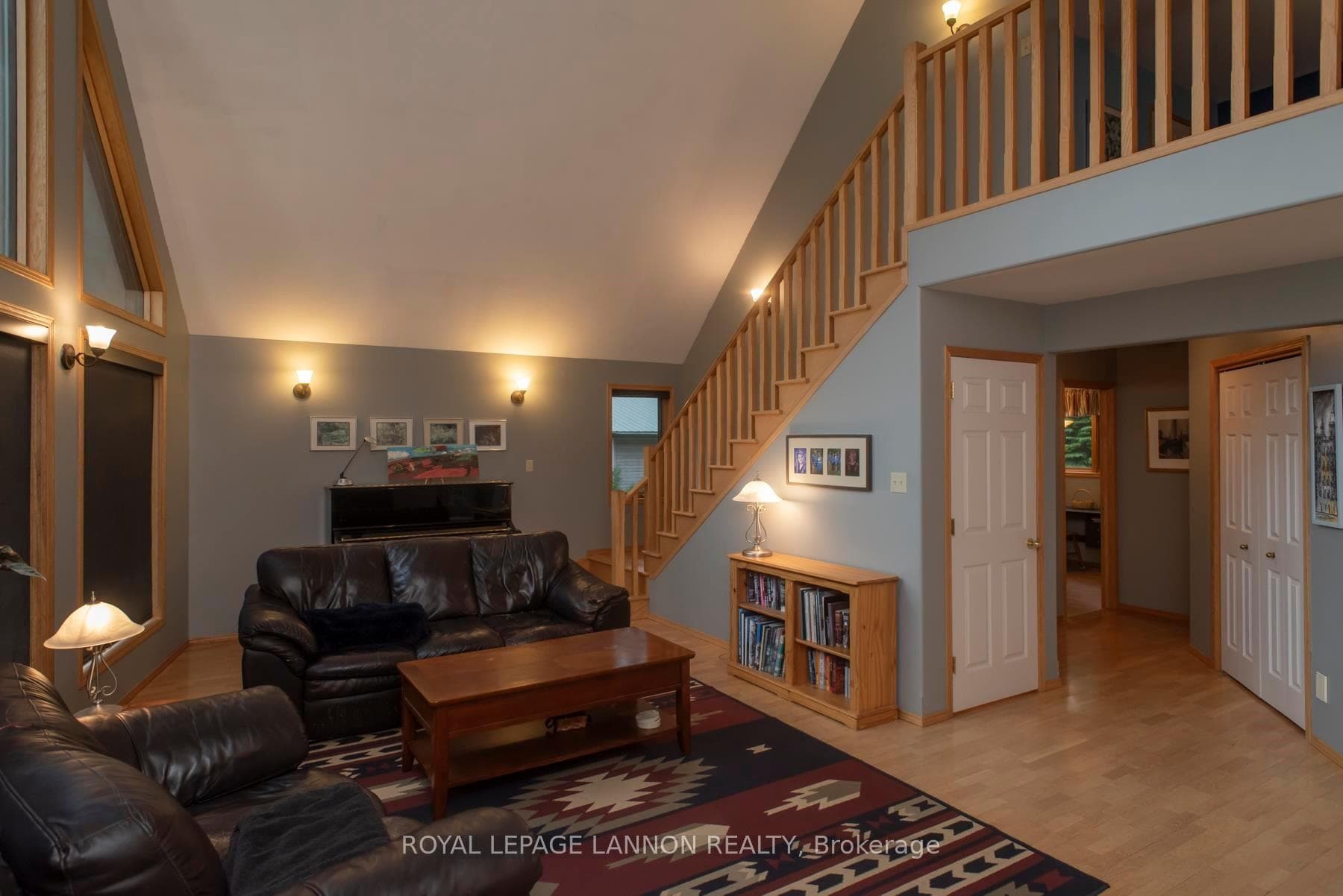 2055 Riverdale Road photo 7