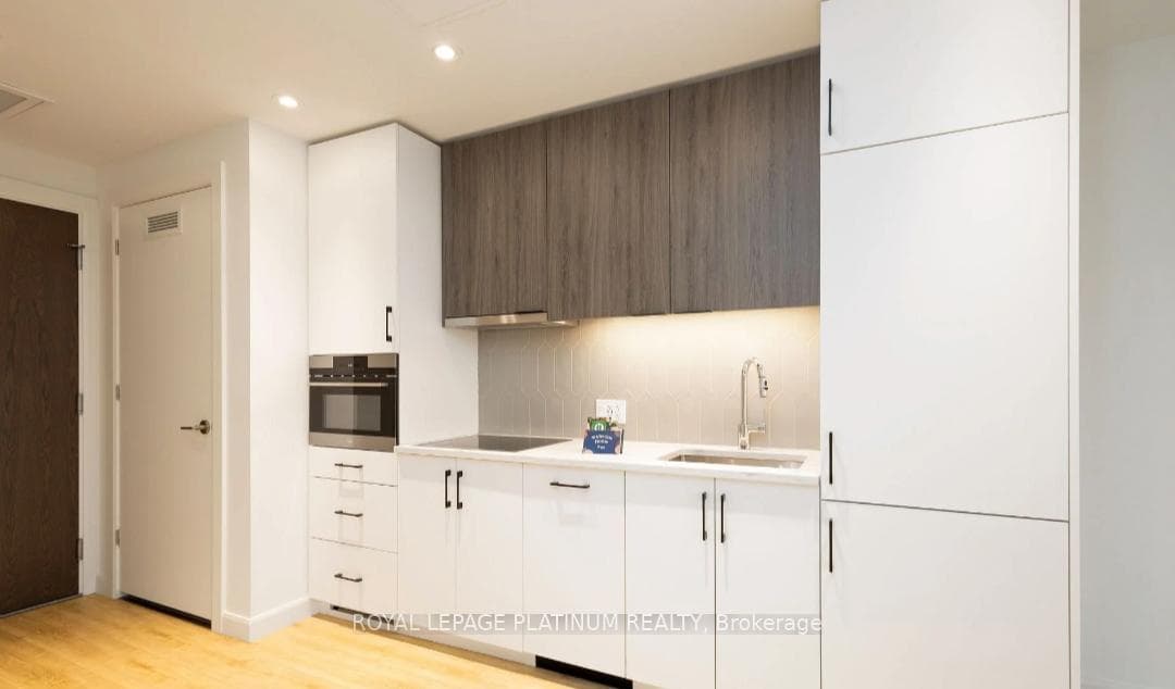 741 King Street Unit 1310 photo 5