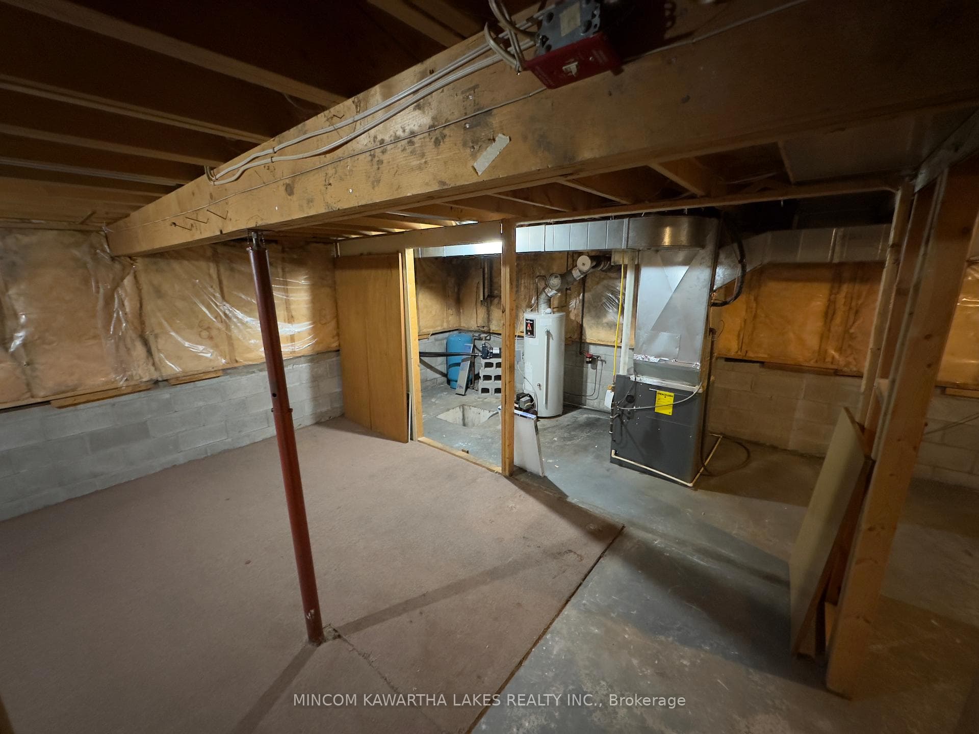2748 Chalmers Avenue photo 13