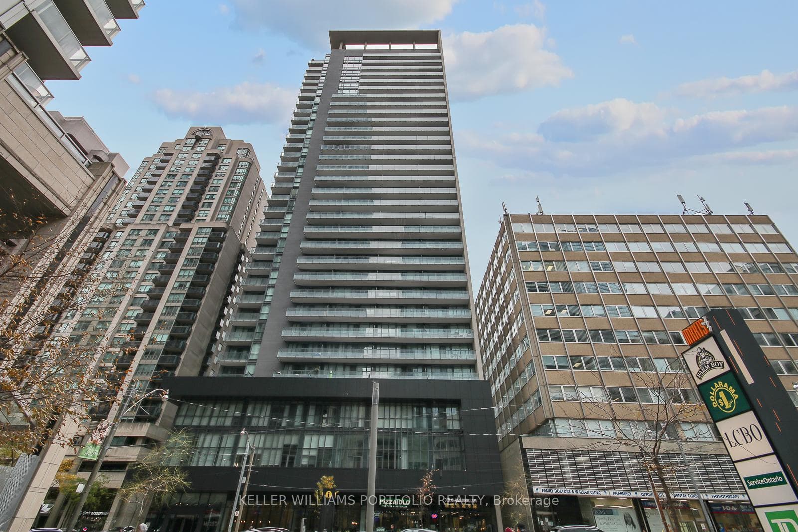 770 Bay Street Unit 1104 photo 25