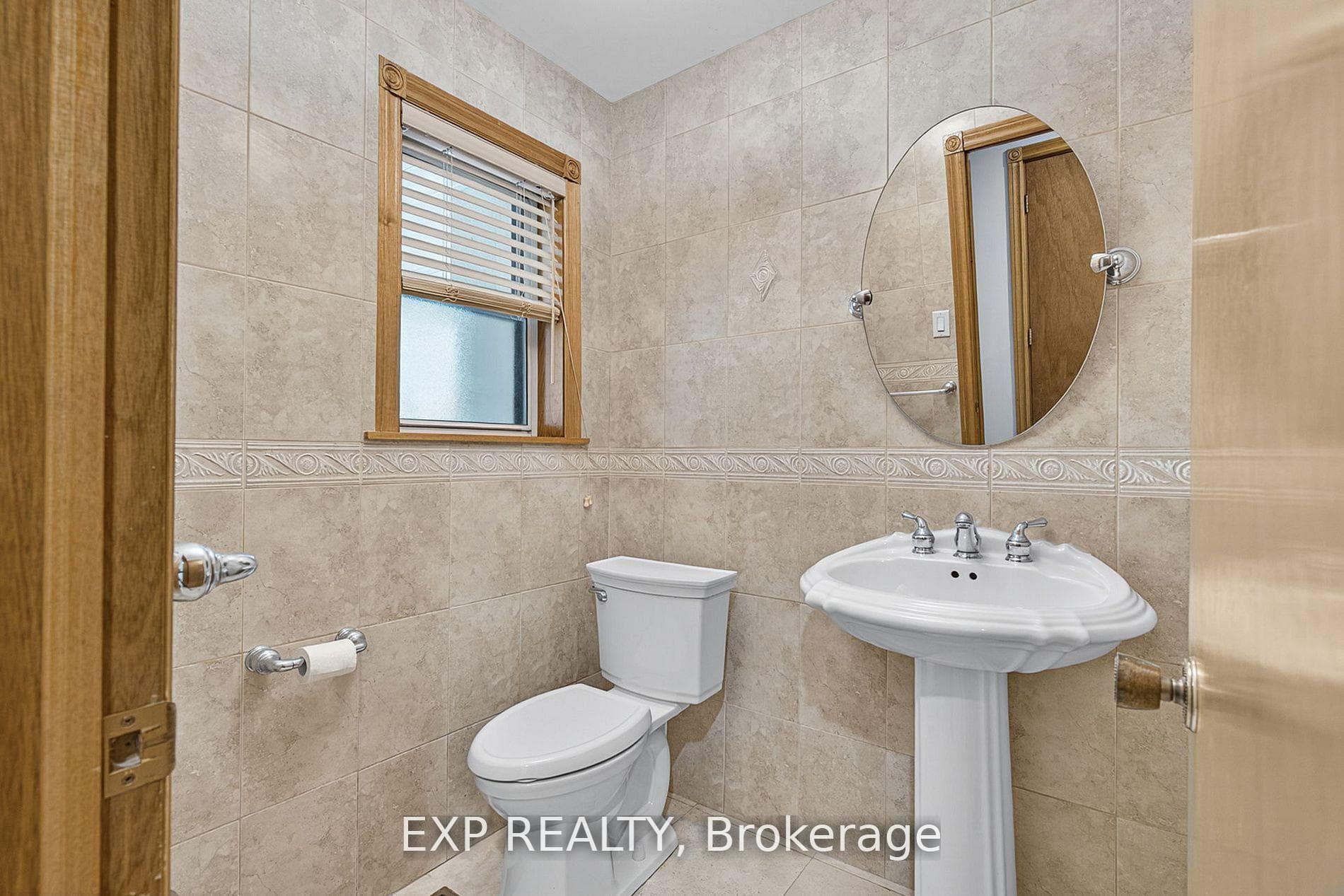 315 Stephanie Boulevard photo 16