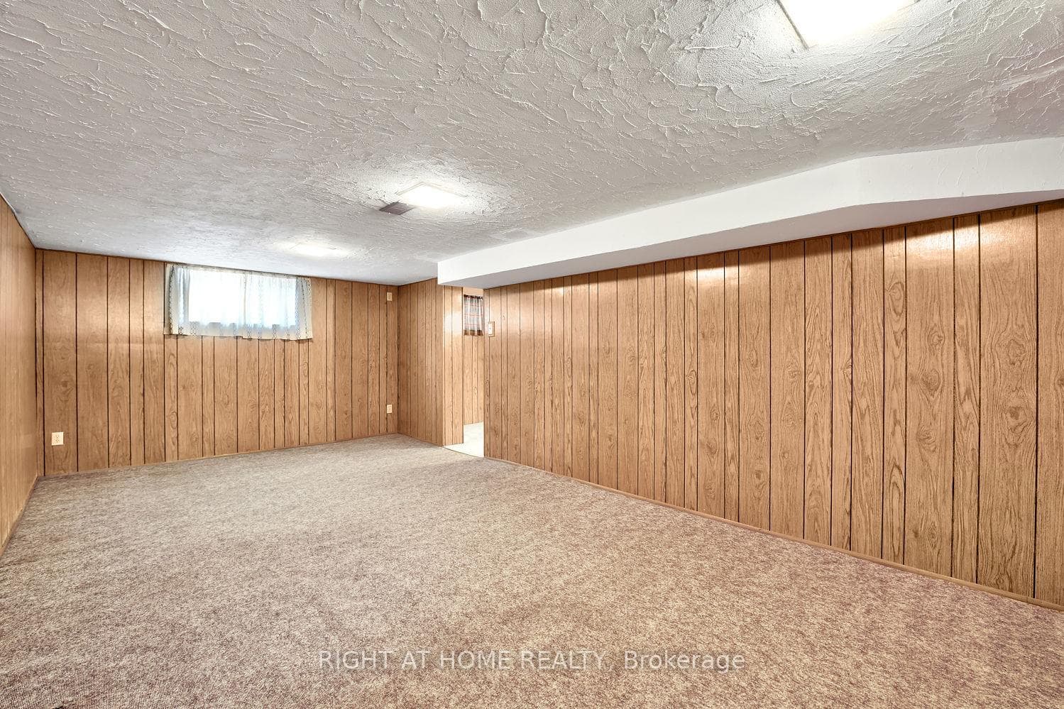 3 Lowell Avenue photo 23