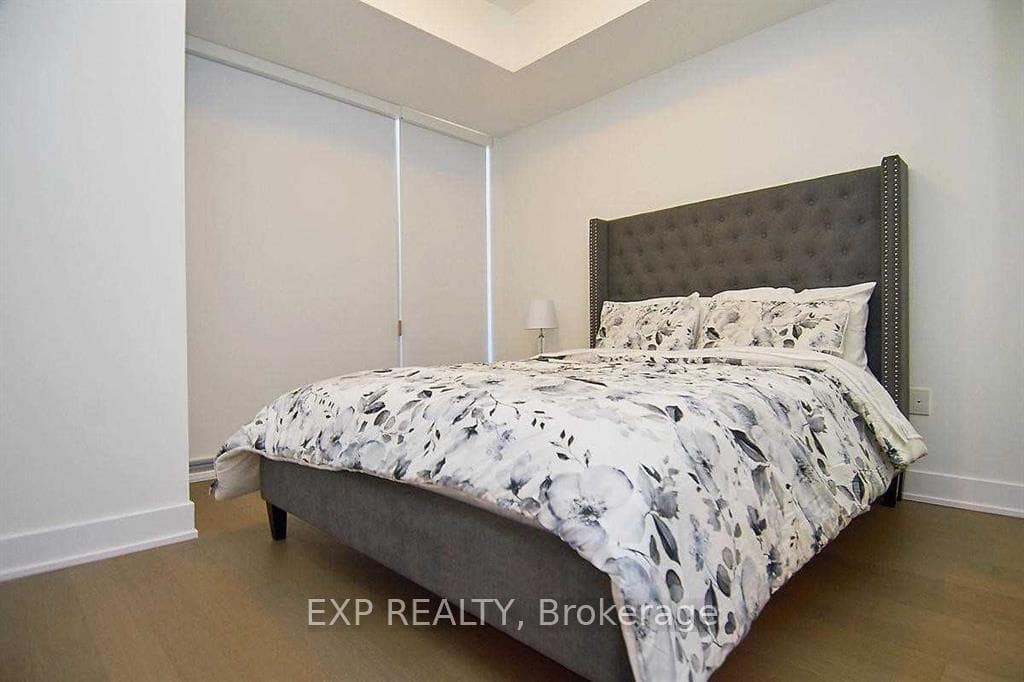 30 Shore Breeze Drive Unit 2212 photo 14