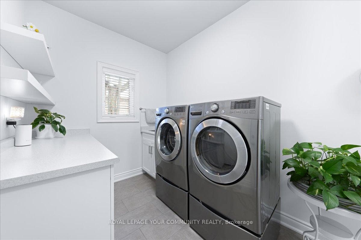 37 Heron Boulevard photo 38