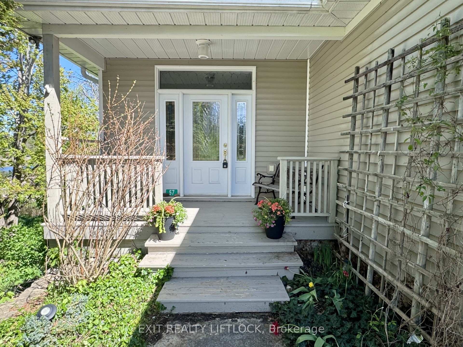 57 King Street photo 6