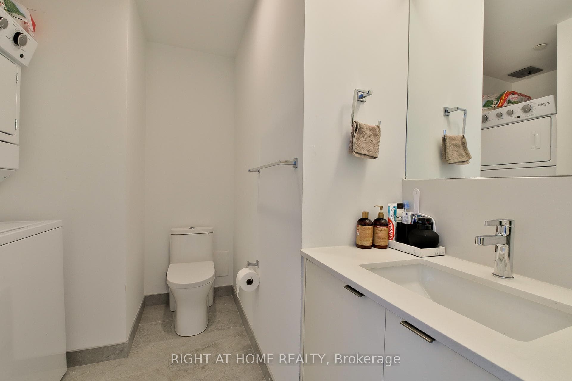 1612 Charles Street Unit 428 photo 17