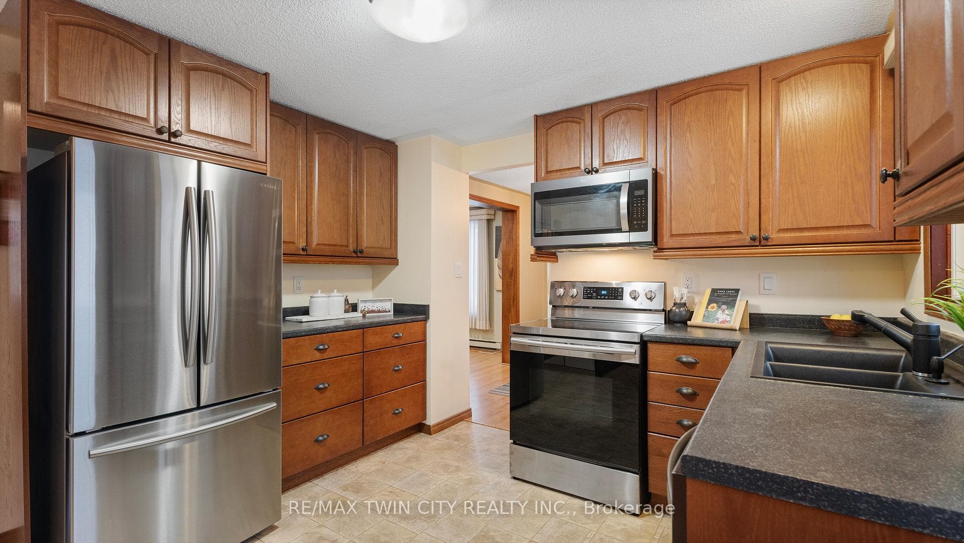 36 Thorncliffe Road photo 16