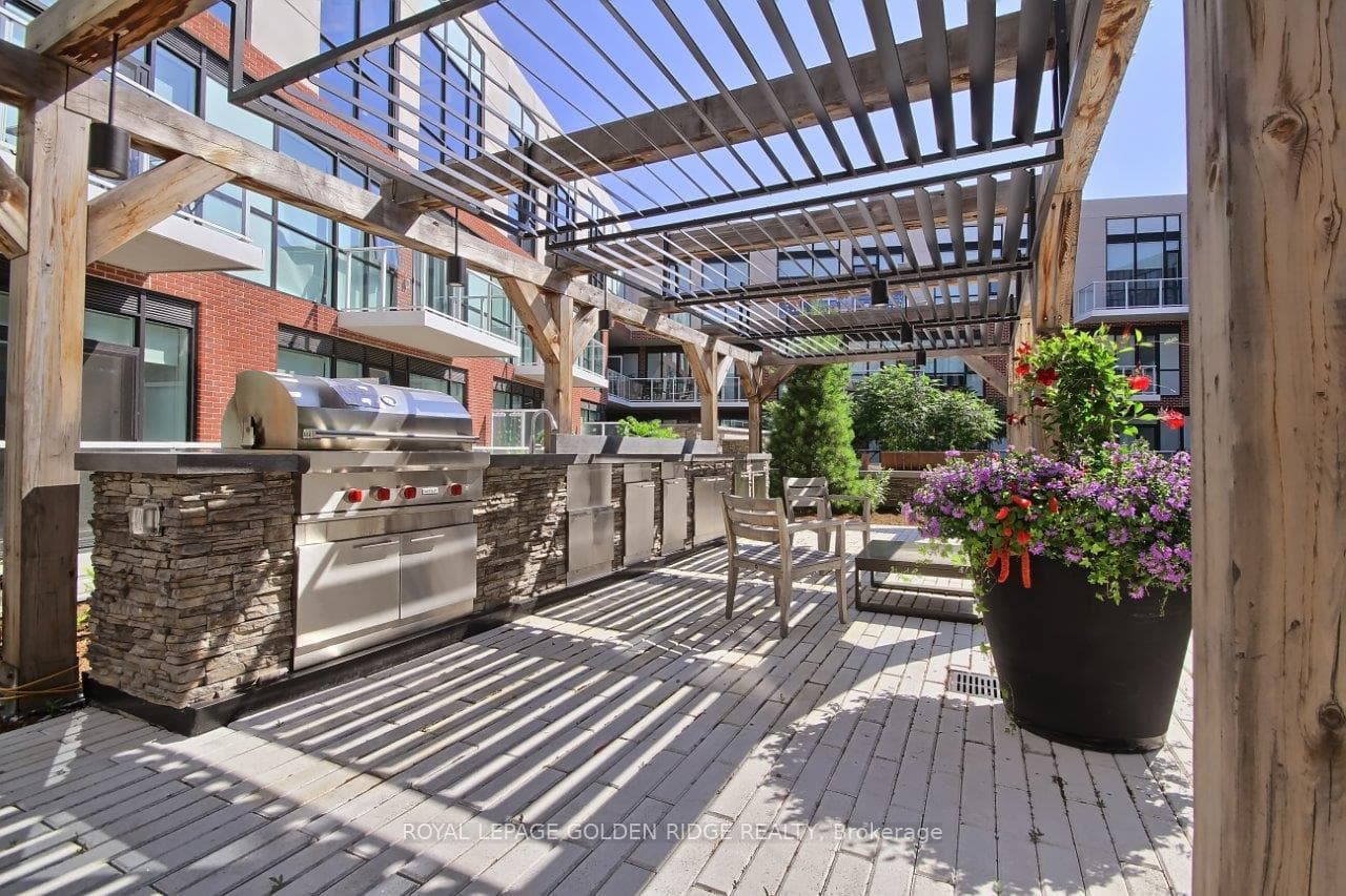 20 Fred Varley Drive Unit 227 photo 22