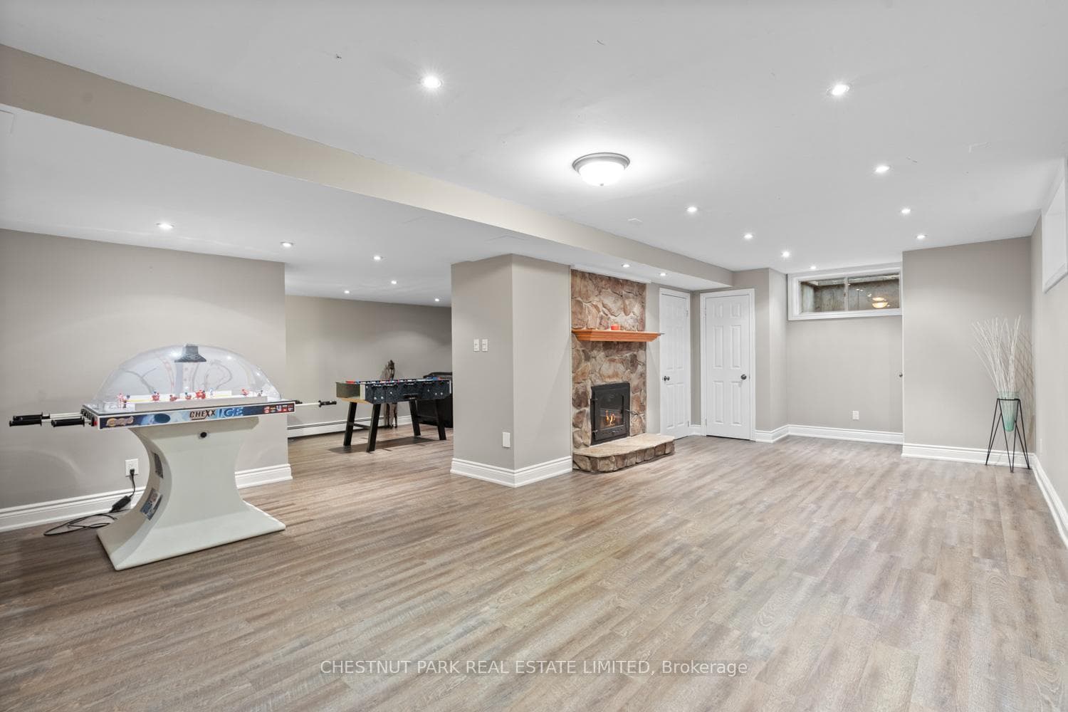 15175 Keele Street photo 25