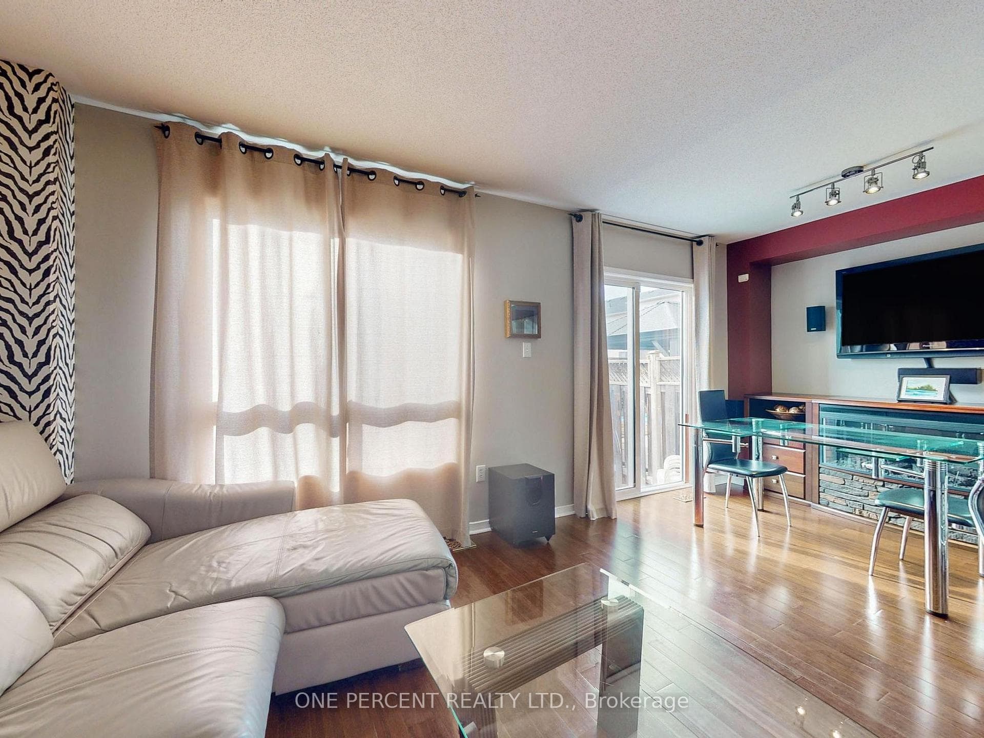 106 Robideau Place photo 6