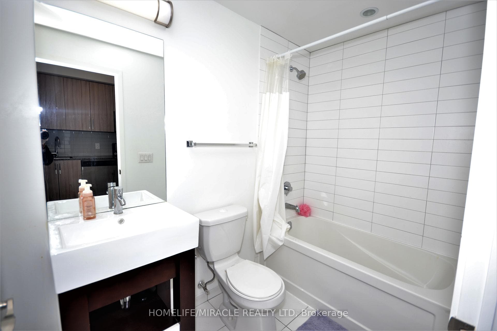 840 Queens Plate Drive Unit 1106 photo 12
