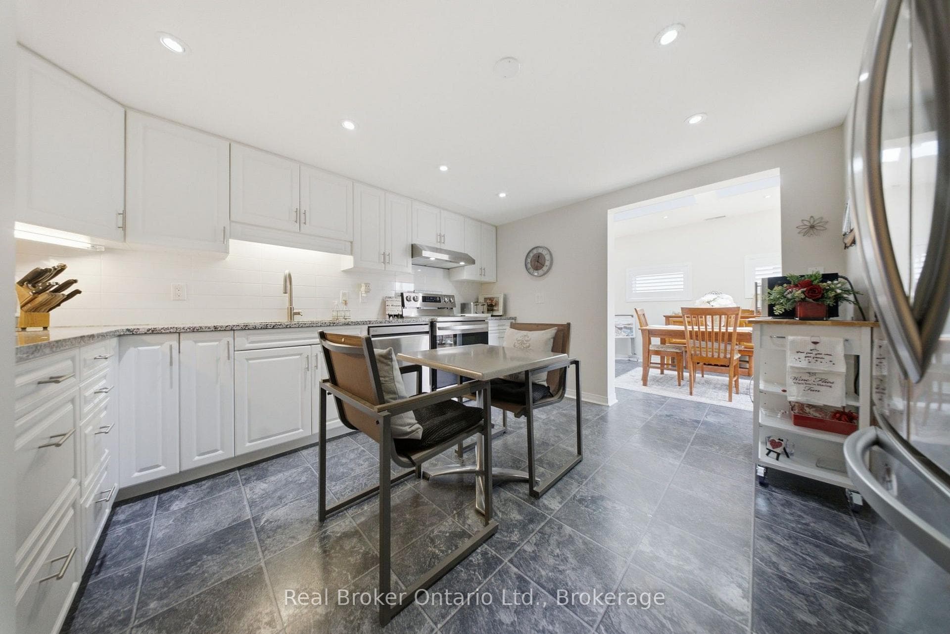 3033 TOWNLINE Road Unit 222 photo 10