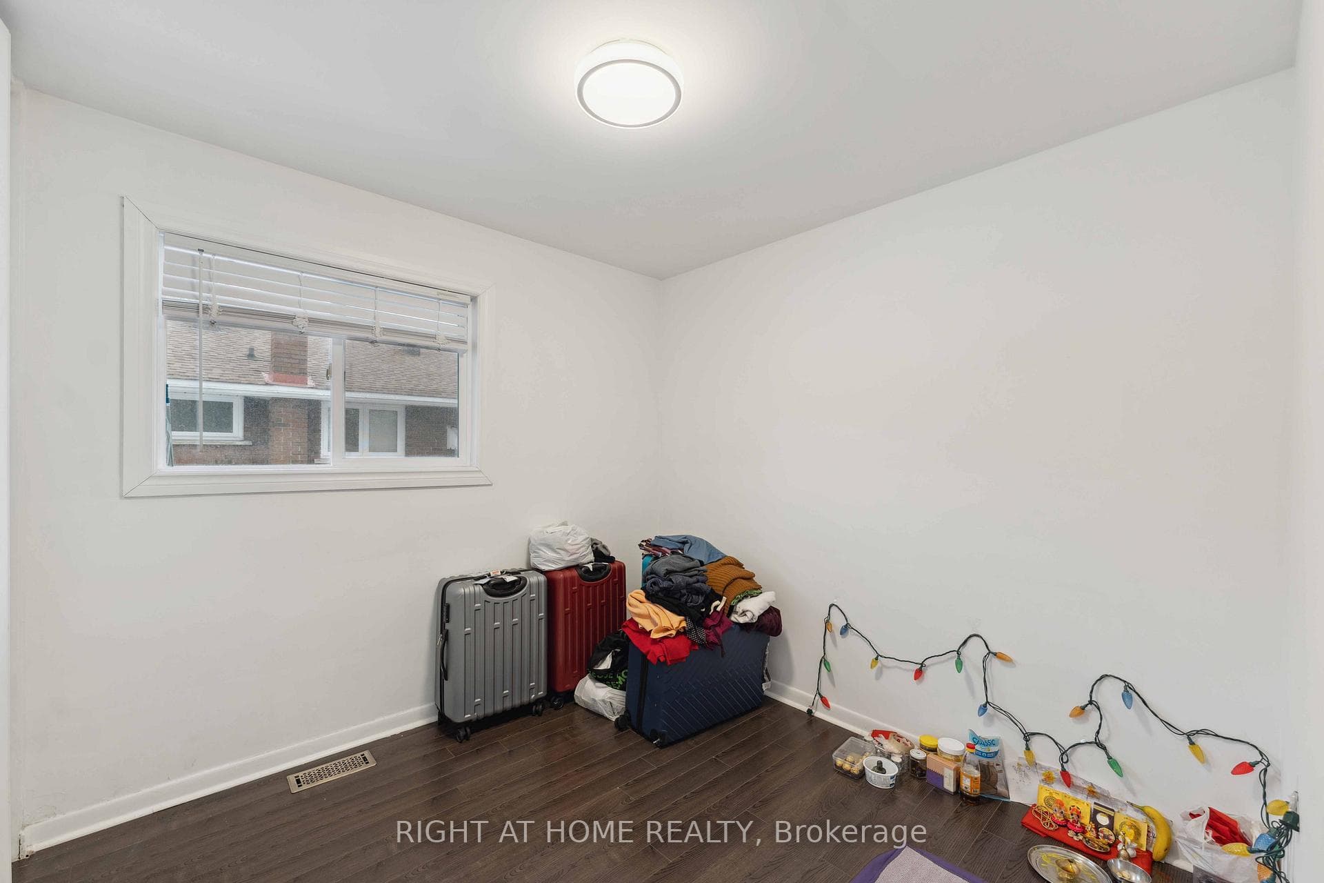 1274 Cobden Road photo 29