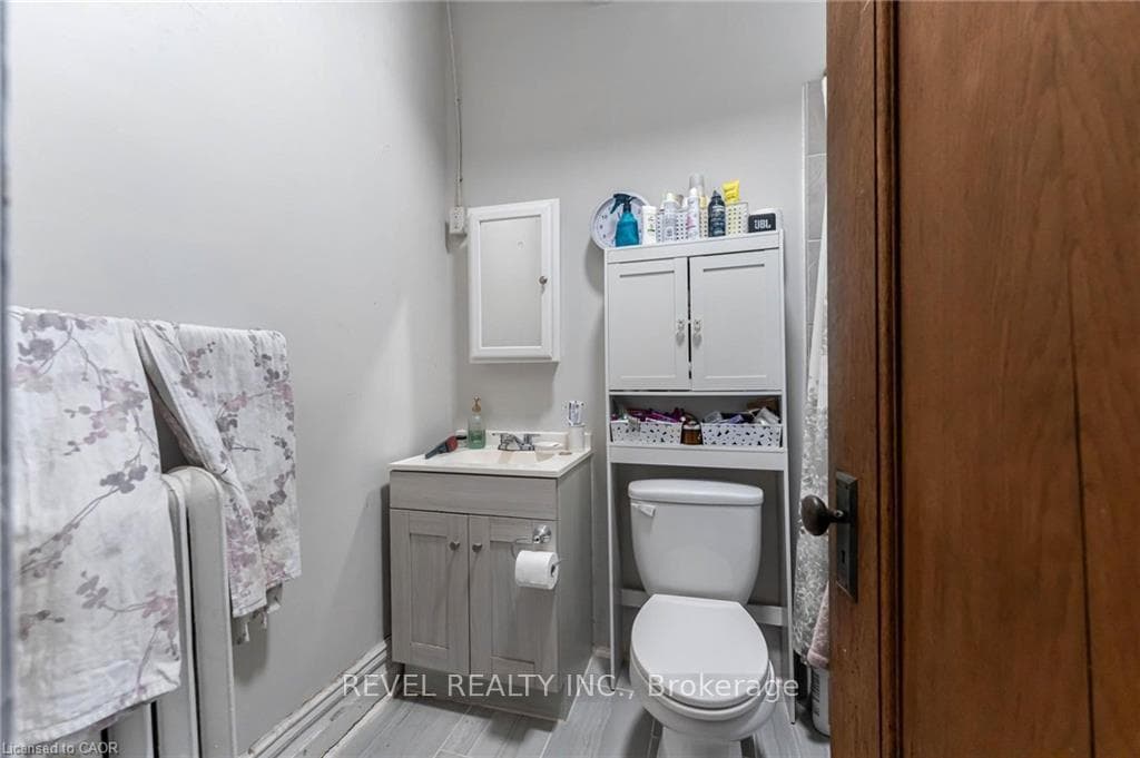 25 West Avenue photo 9