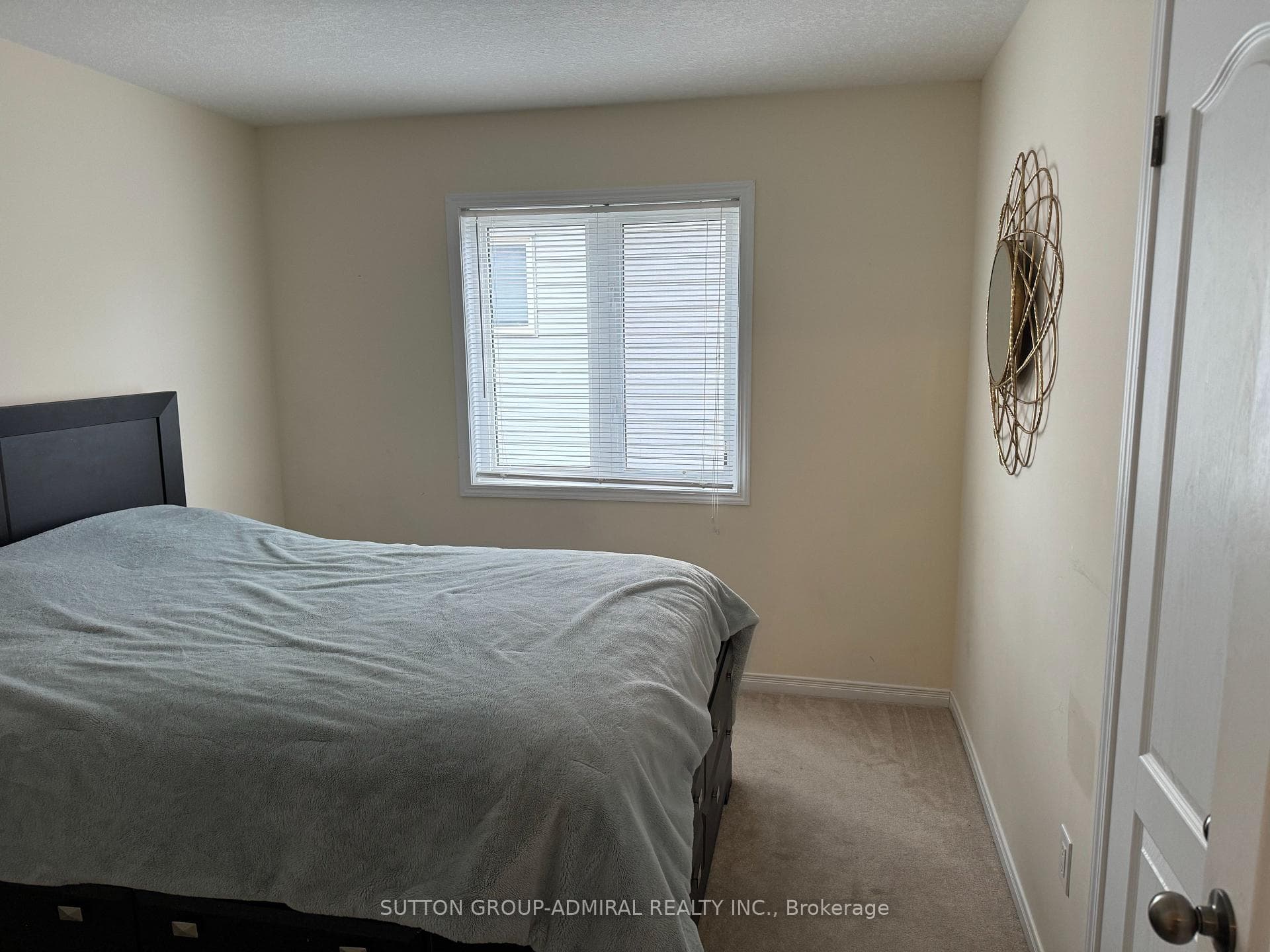 129 Whitwell Way photo 25