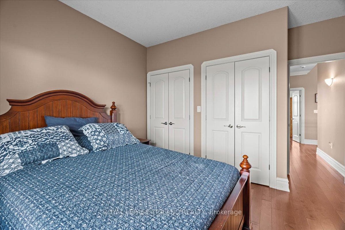 9416 Hickory Drive photo 24