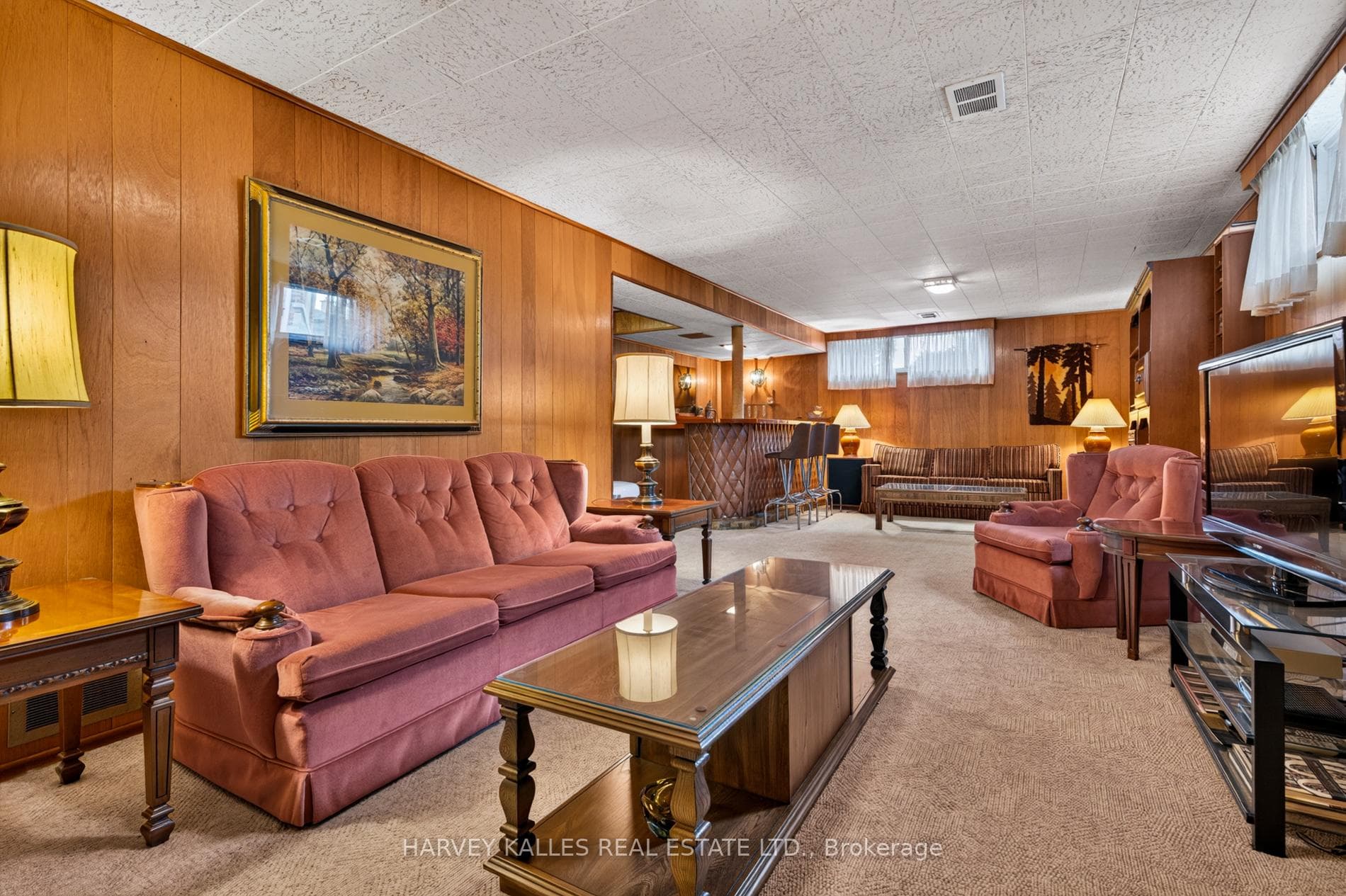 69 Poynter Drive photo 27