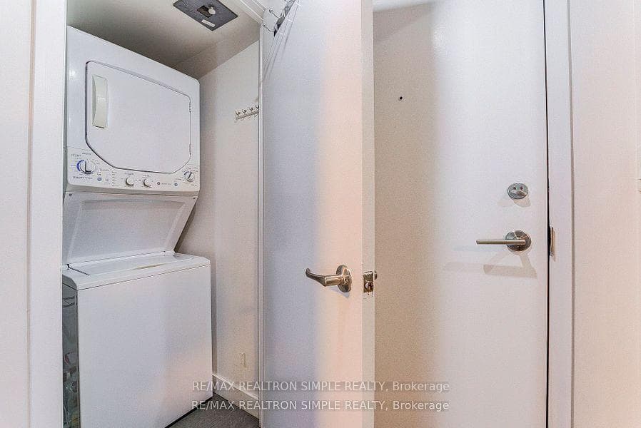 15 Brunel Court Unit 703 photo 24
