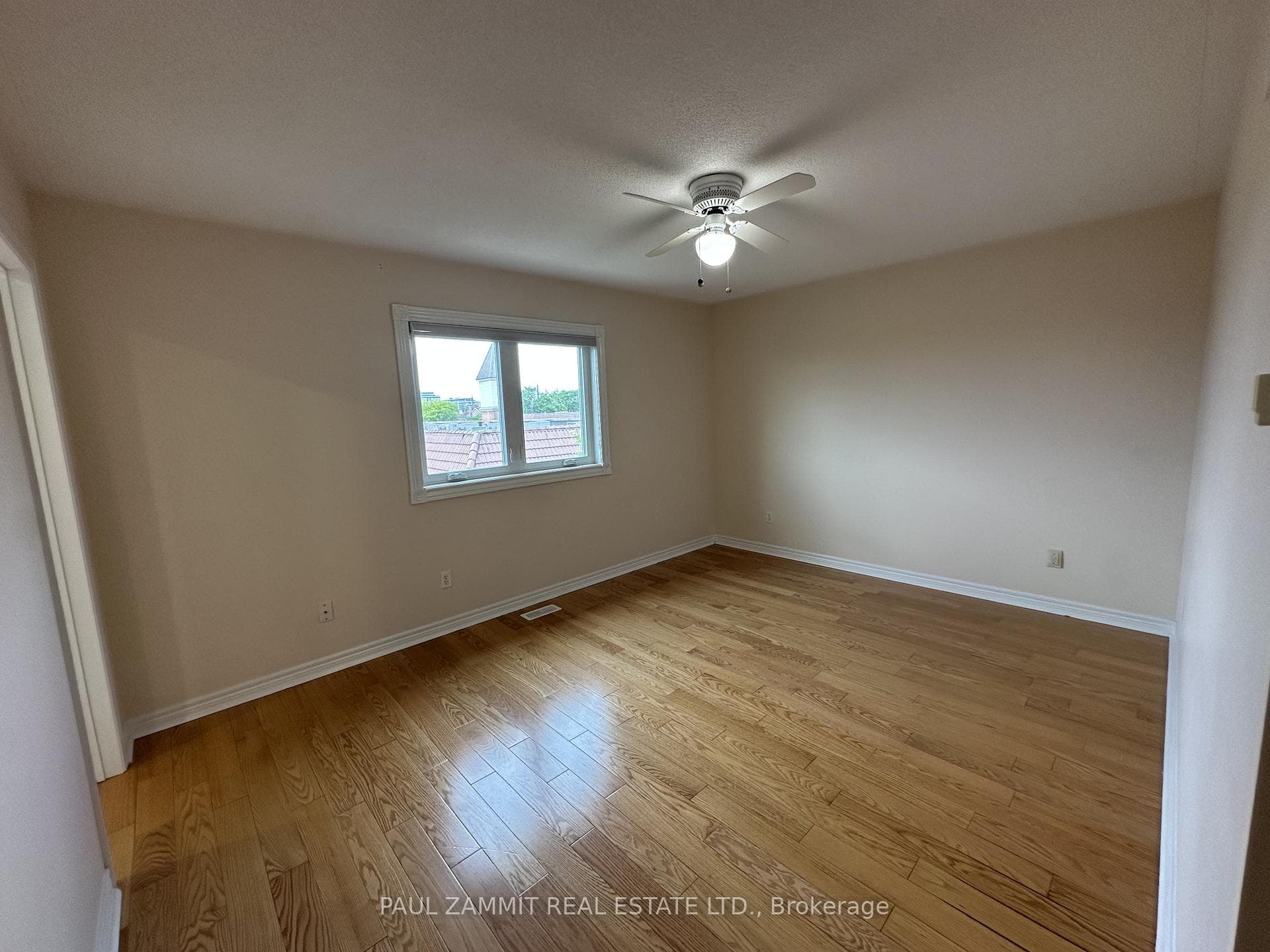 103 Scoville Square photo 20