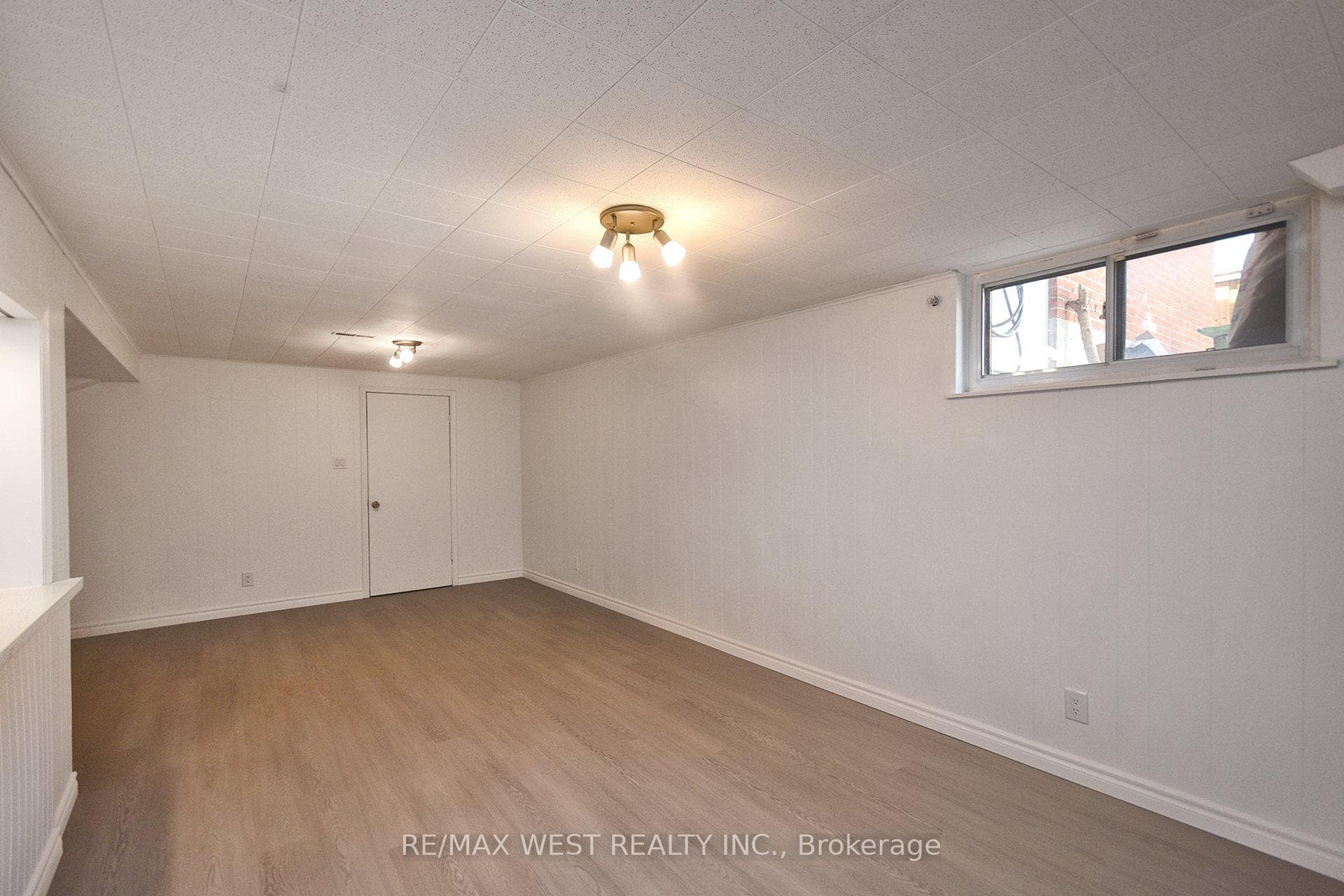 124 Allanhurst Drive Unit Basemen photo 7