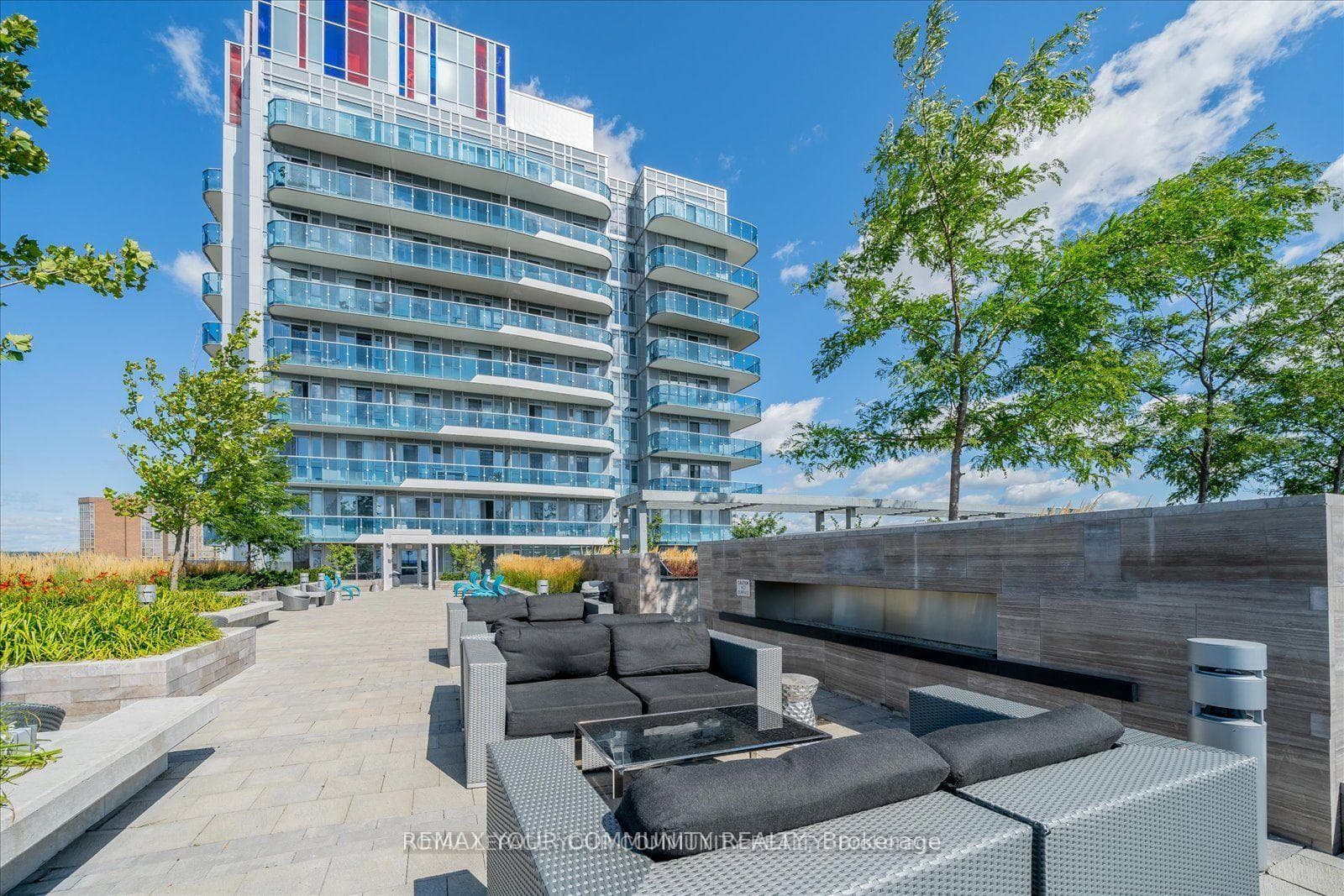 9471 Yonge Street Unit 230 photo 34