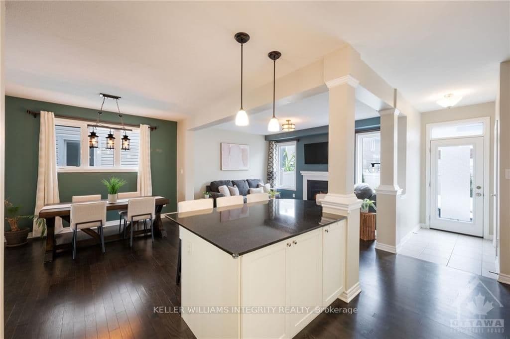 139 FLOWING CREEK Circle photo 12