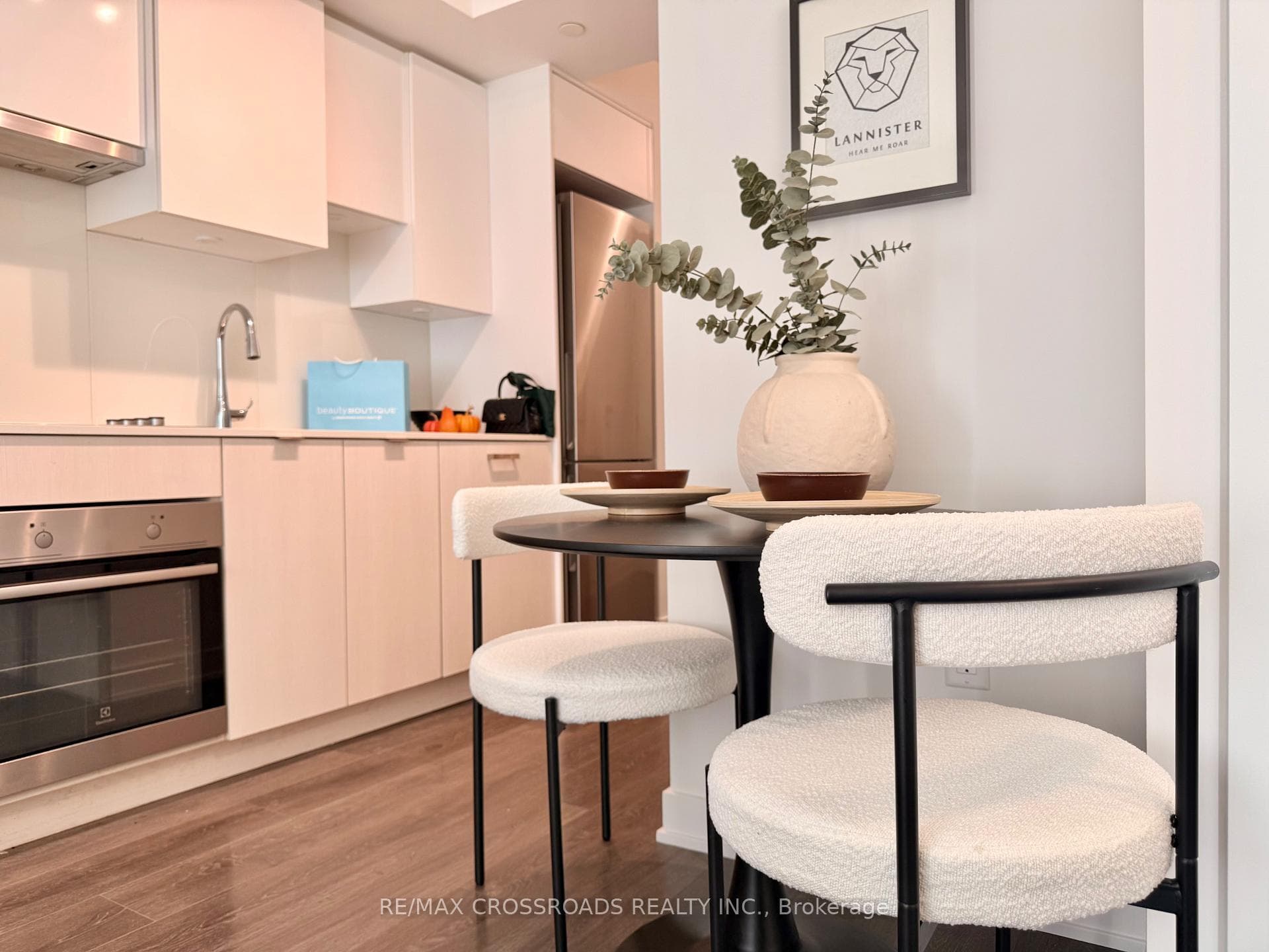 195 Redpath Avenue Unit 2301 photo 8