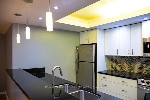 1001 Bay Street Unit 3008 photo 10