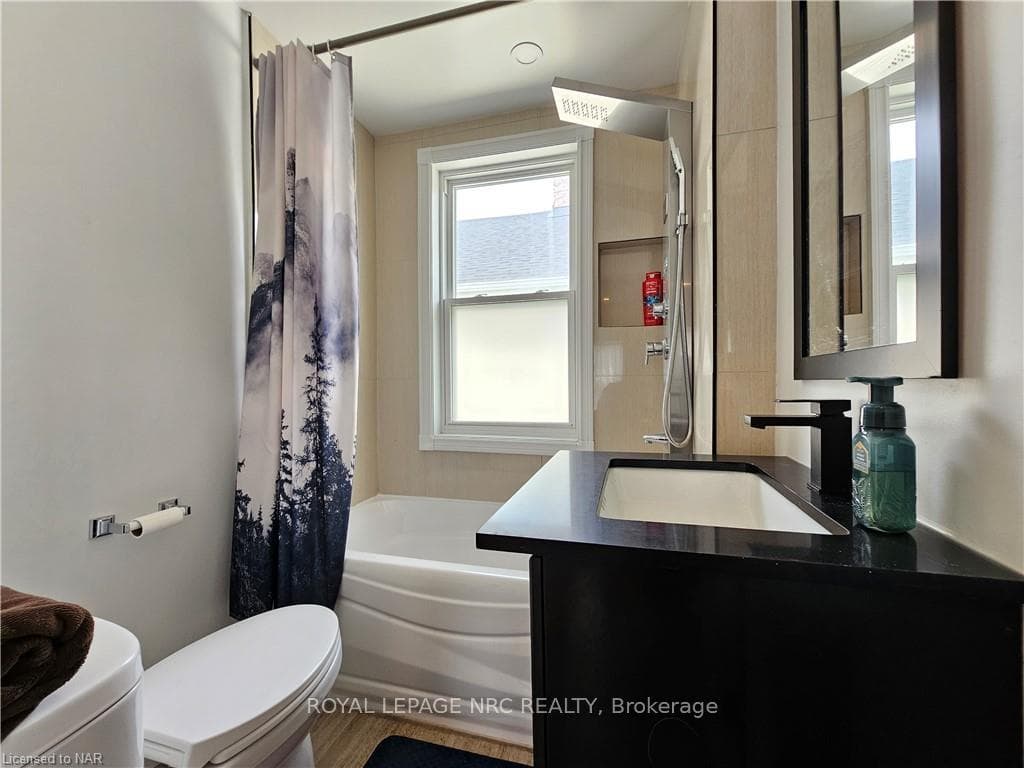 32 LOCUST Street photo 17
