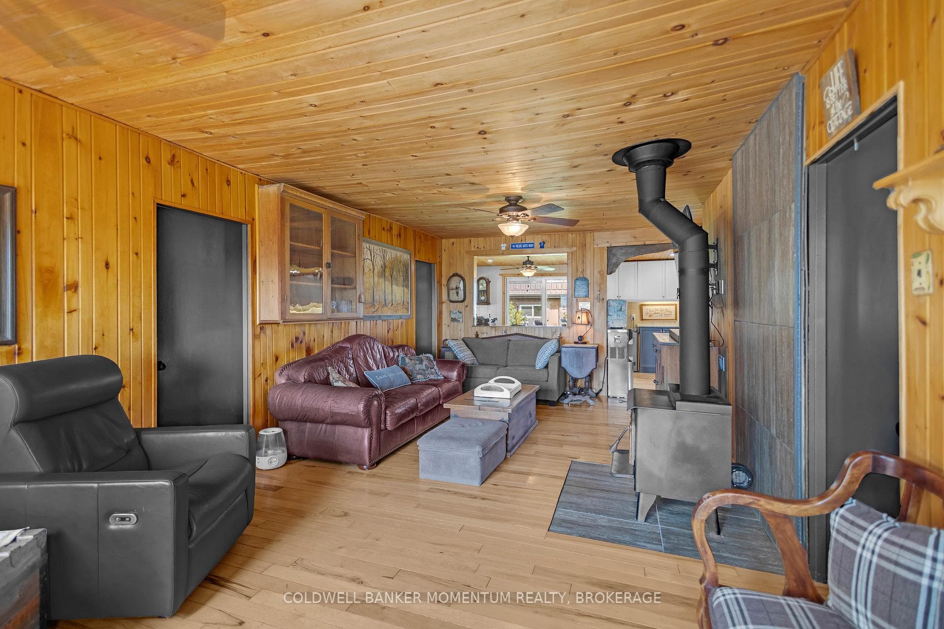 11 Cove Lane photo 8