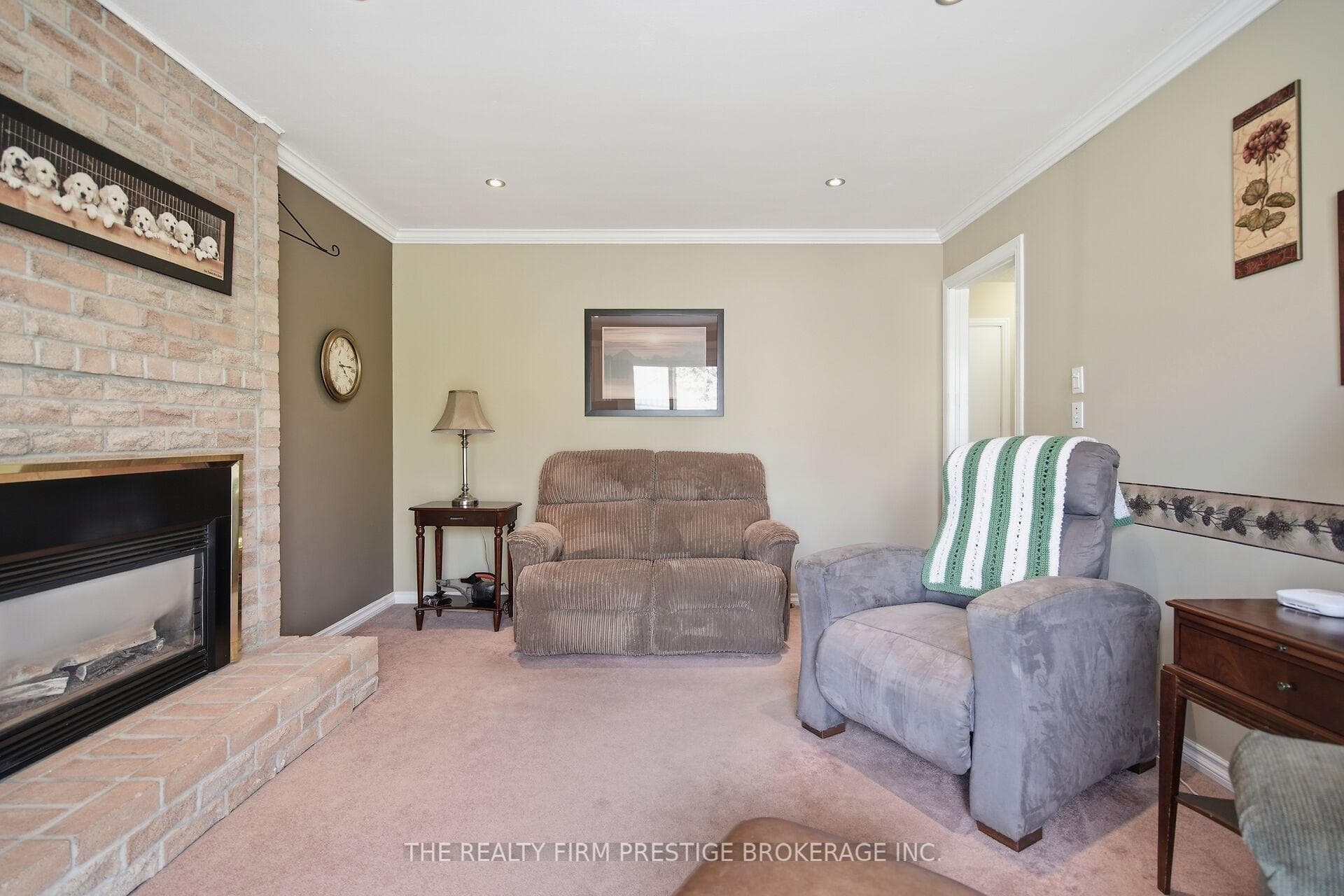 126 Gardenvale Crescent photo 18