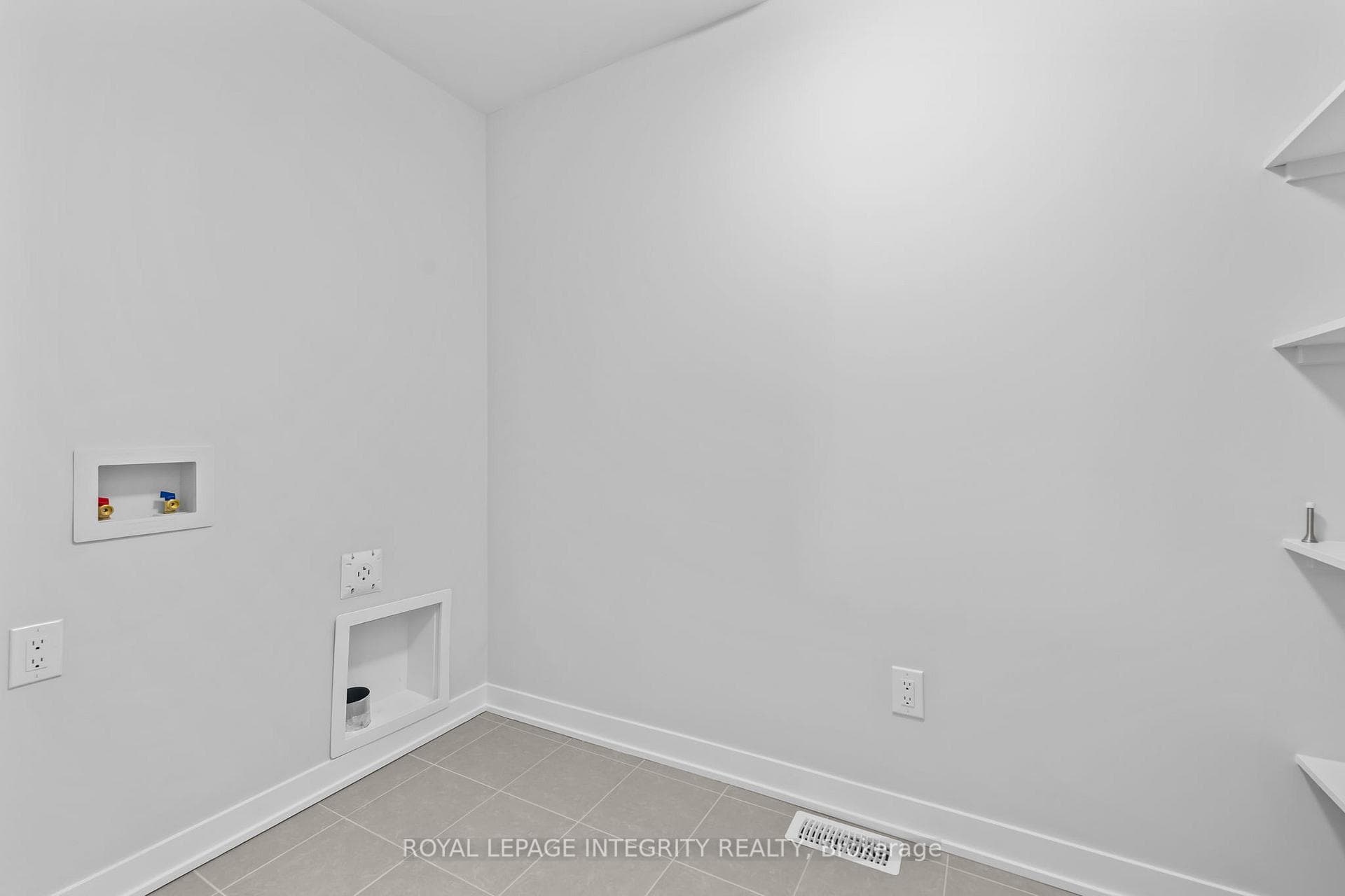 767 TINCTURE Place photo 17