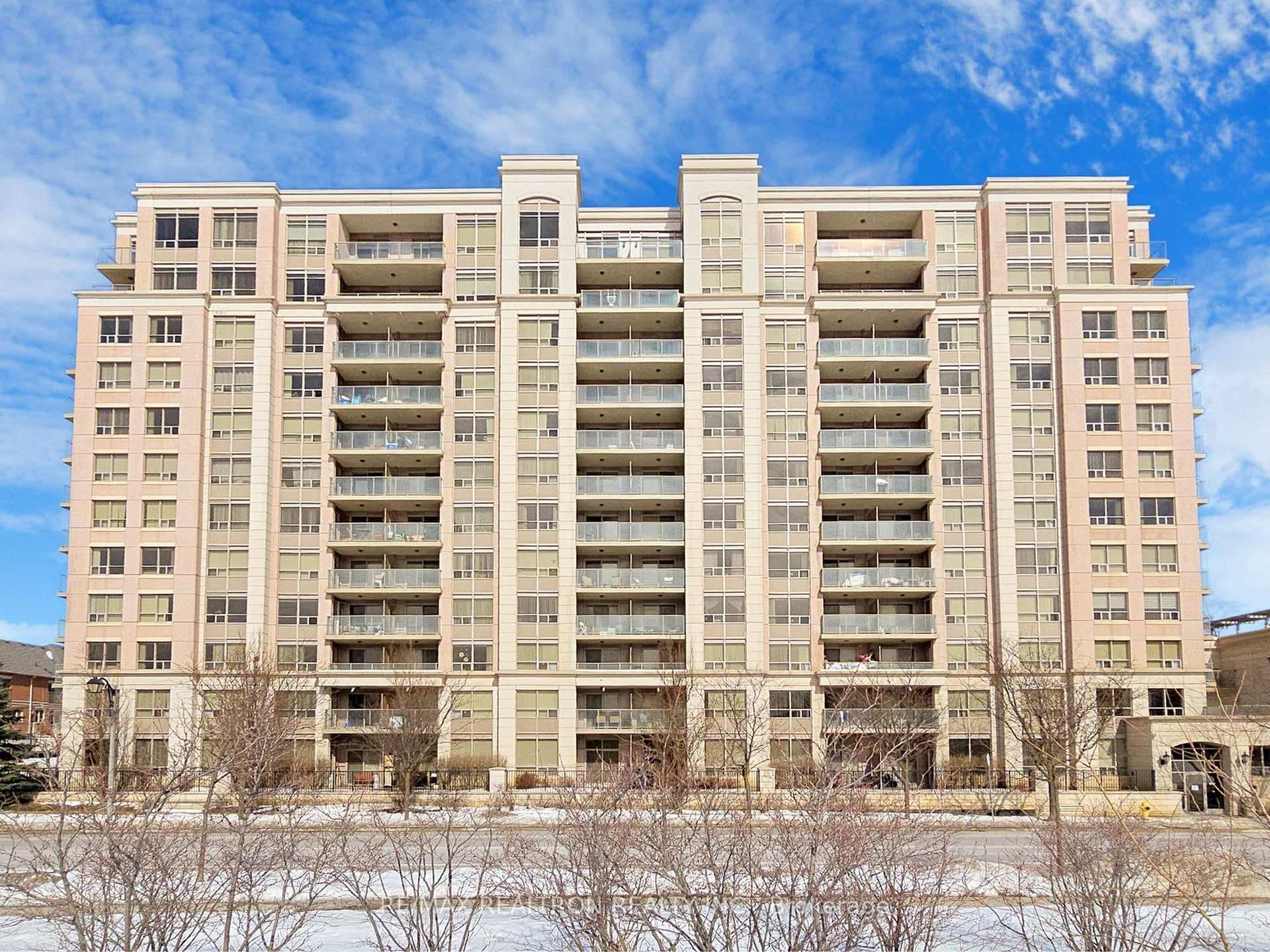 37 Galleria Parkway Unit 316 photo 2