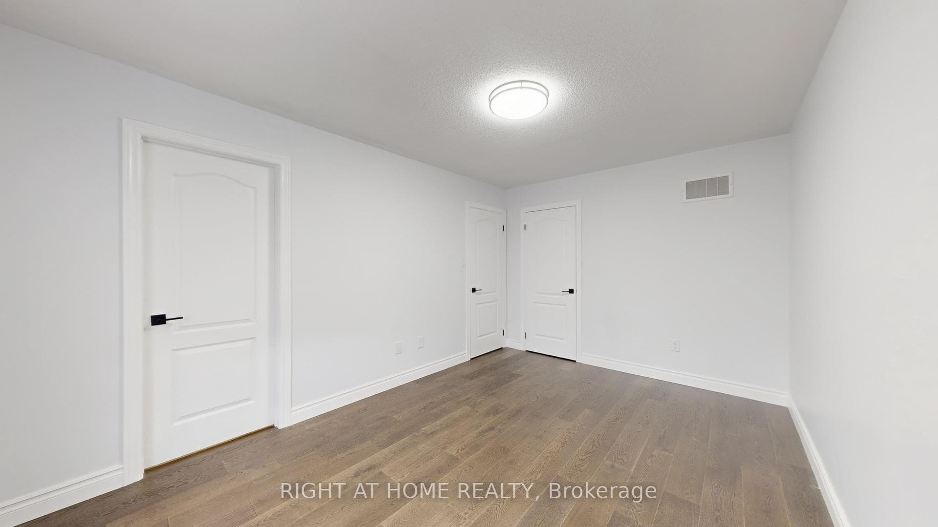 45 Denali Crescent photo 35