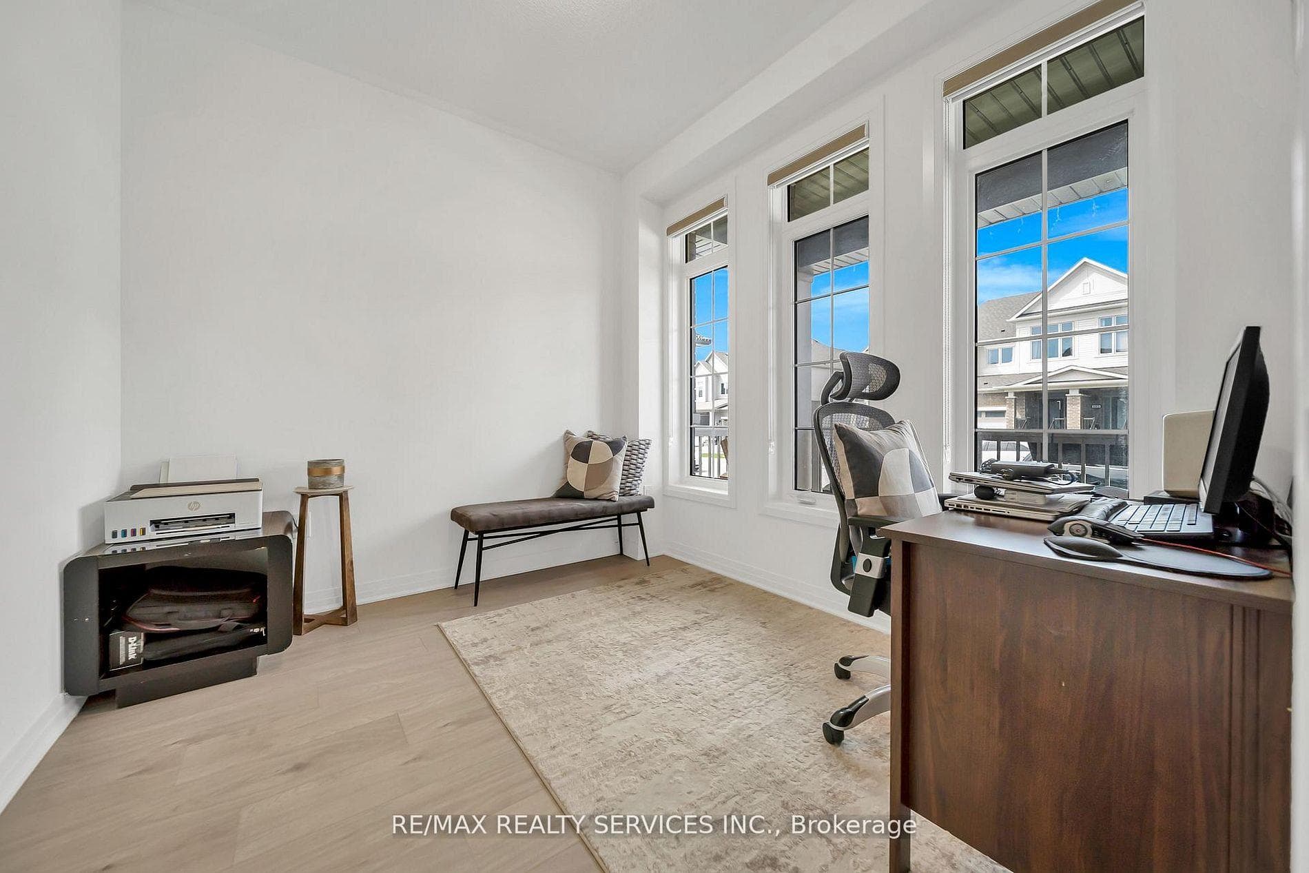 104 Sagewood Avenue photo 6