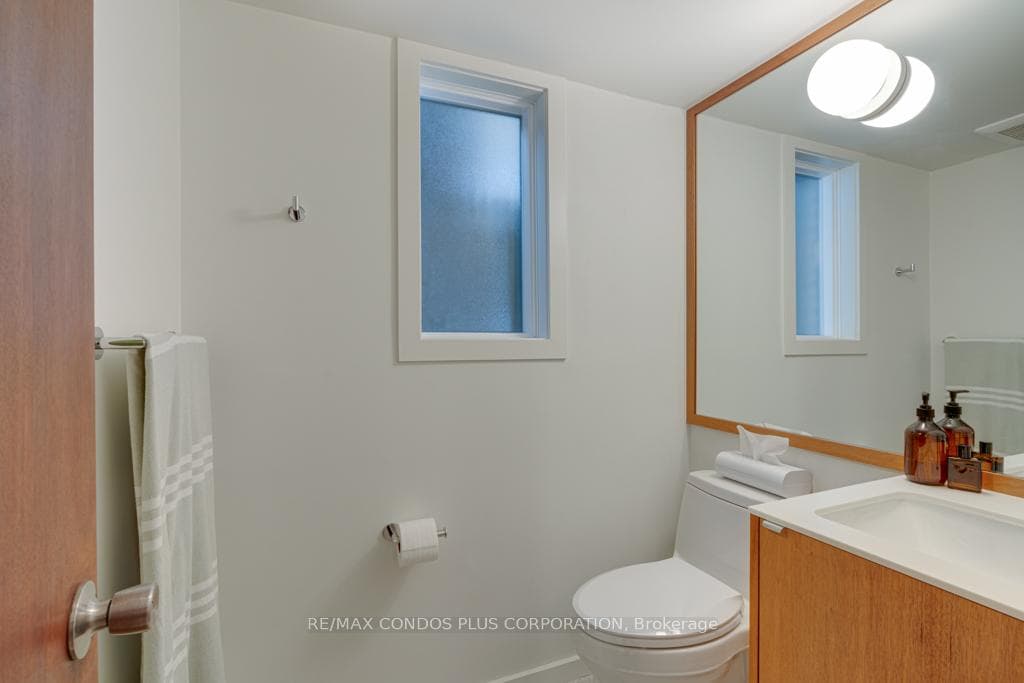 6 Munson Crescent photo 35
