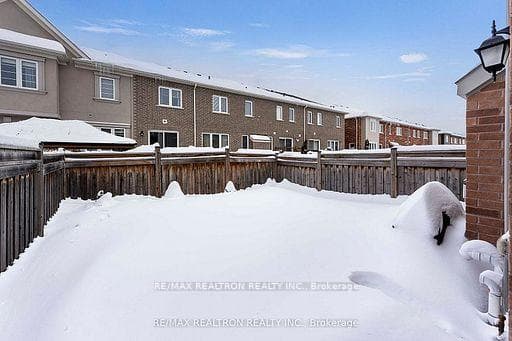 15 Stocks Lane photo 18