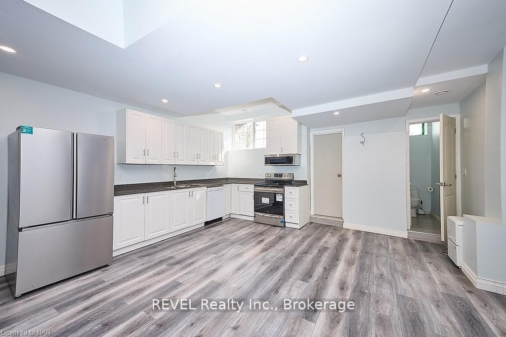 491 Geneva Street photo 5