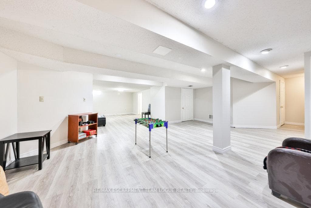 3250 Folkway Drive photo 24