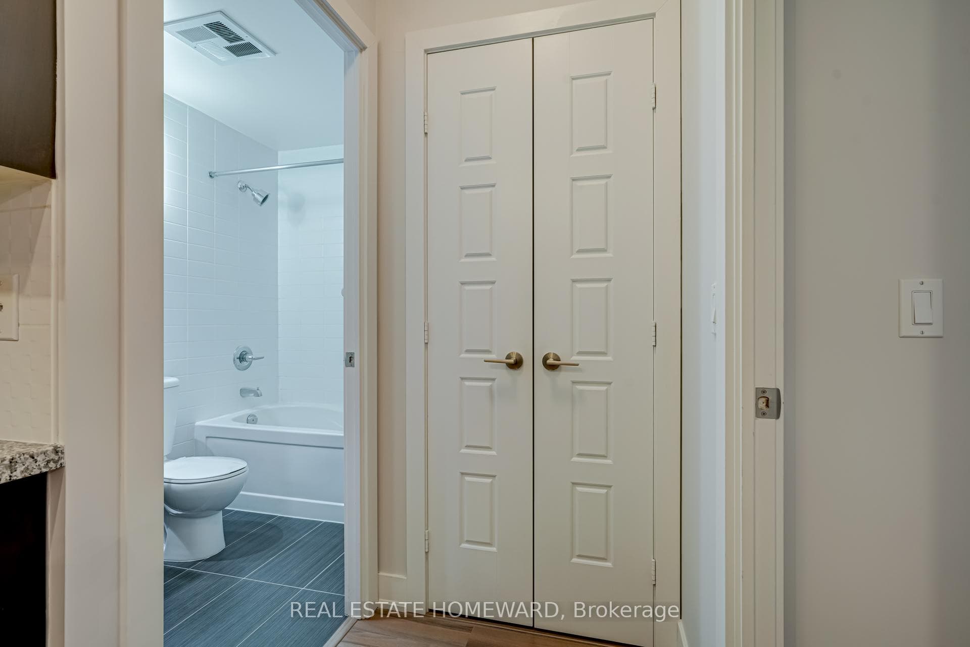 28 Linden Street Unit 601 photo 10